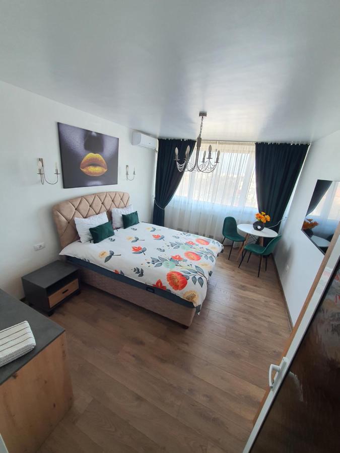 Chic Apartment- Place To Remember Galaţi Екстериор снимка