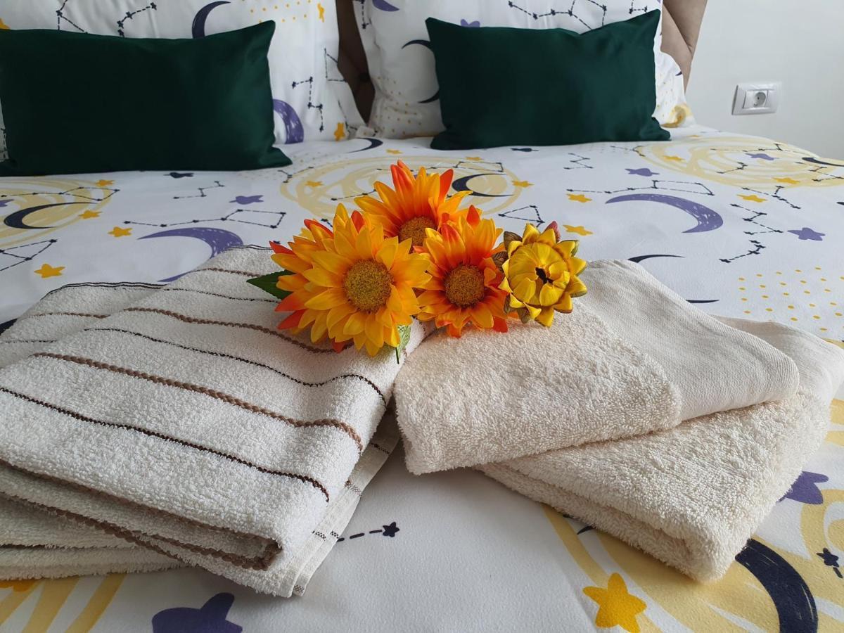 Chic Apartment- Place To Remember Galaţi Екстериор снимка