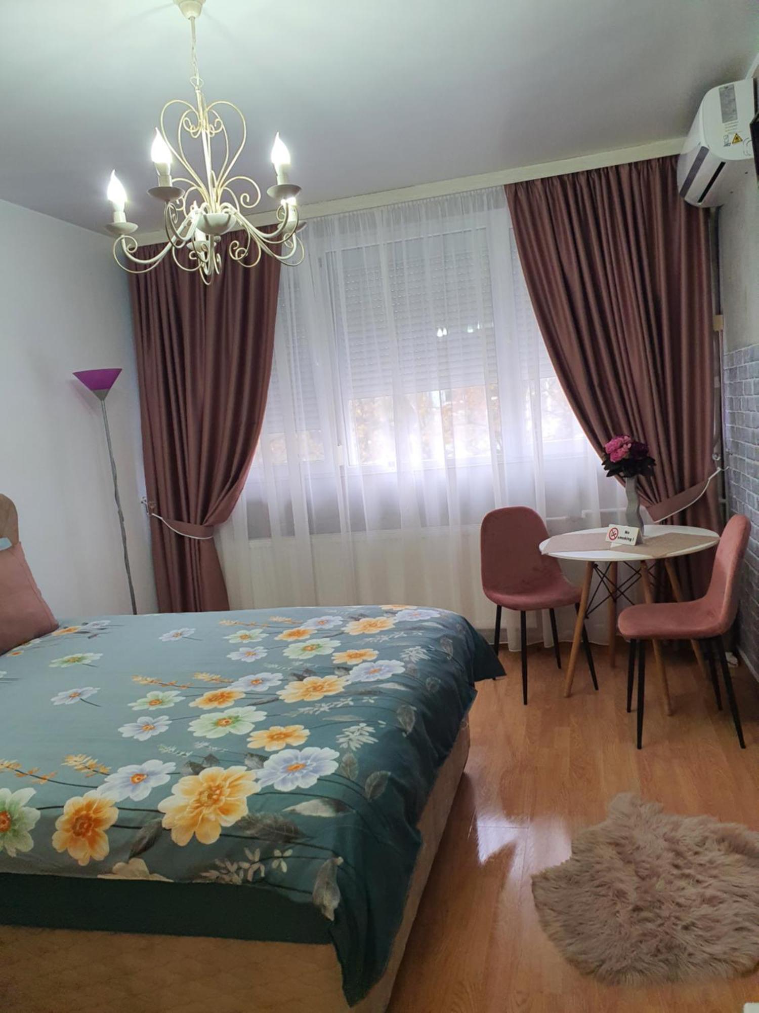 Chic Apartment- Place To Remember Galaţi Екстериор снимка