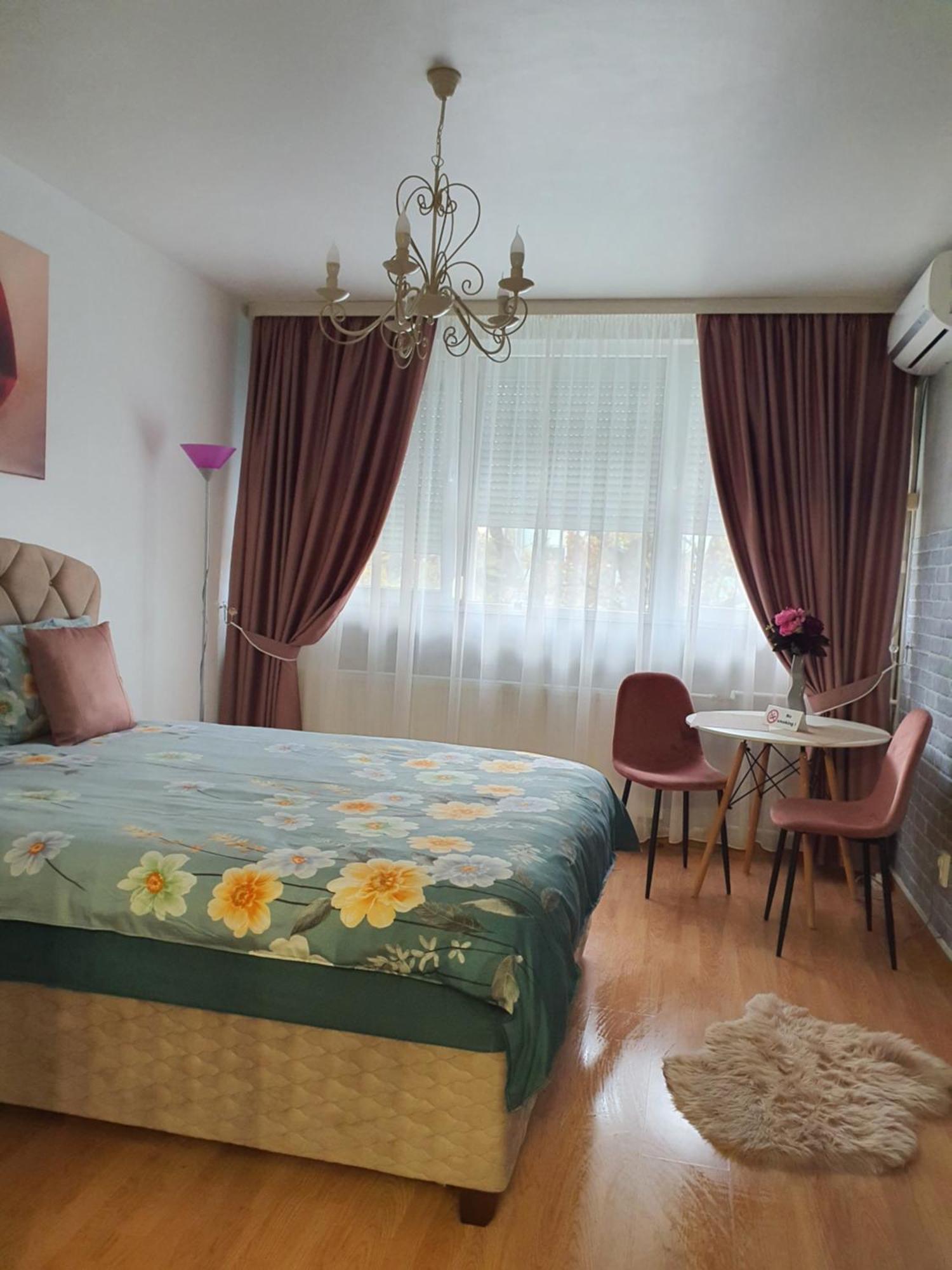 Chic Apartment- Place To Remember Galaţi Екстериор снимка
