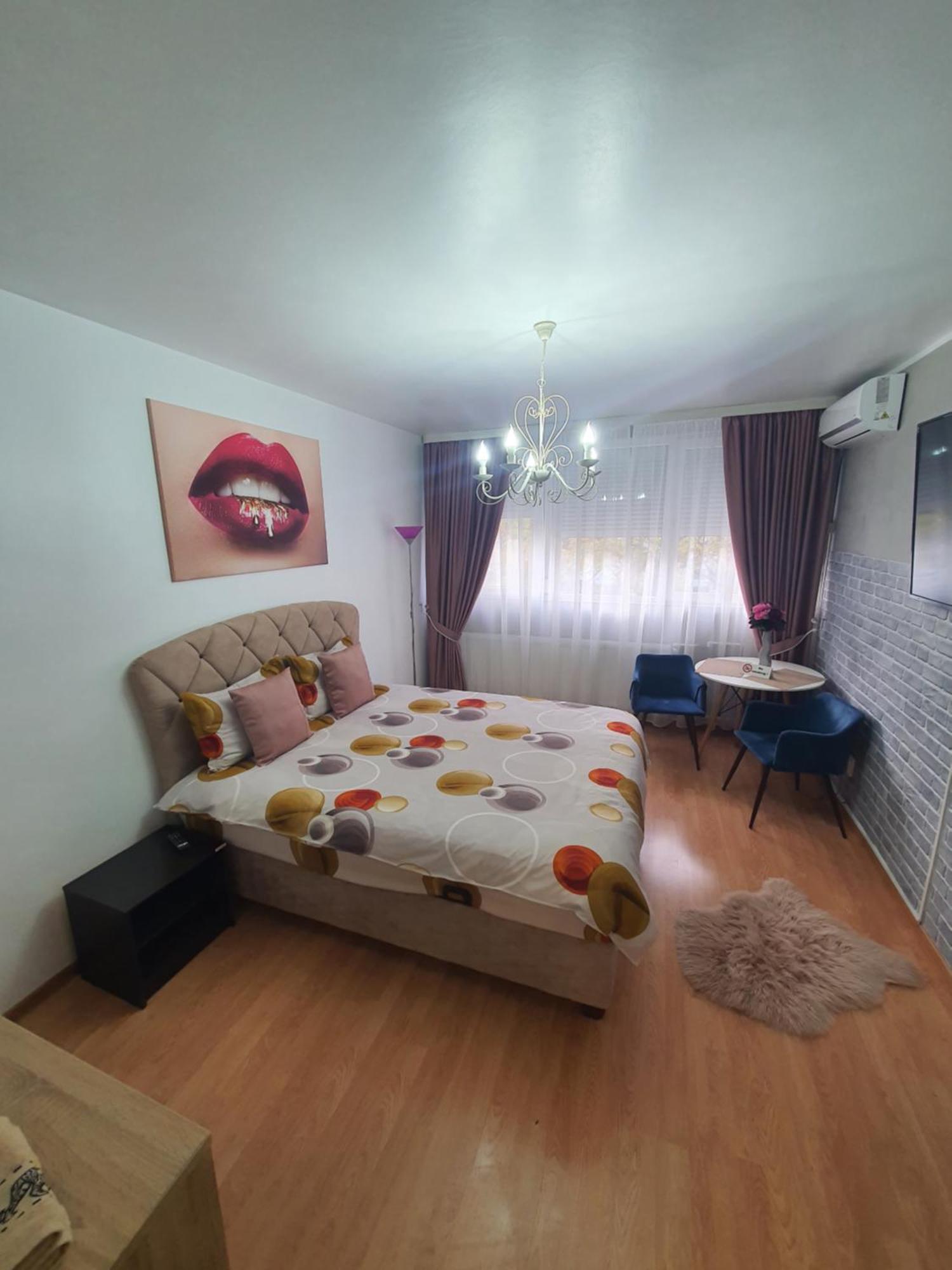 Chic Apartment- Place To Remember Galaţi Екстериор снимка
