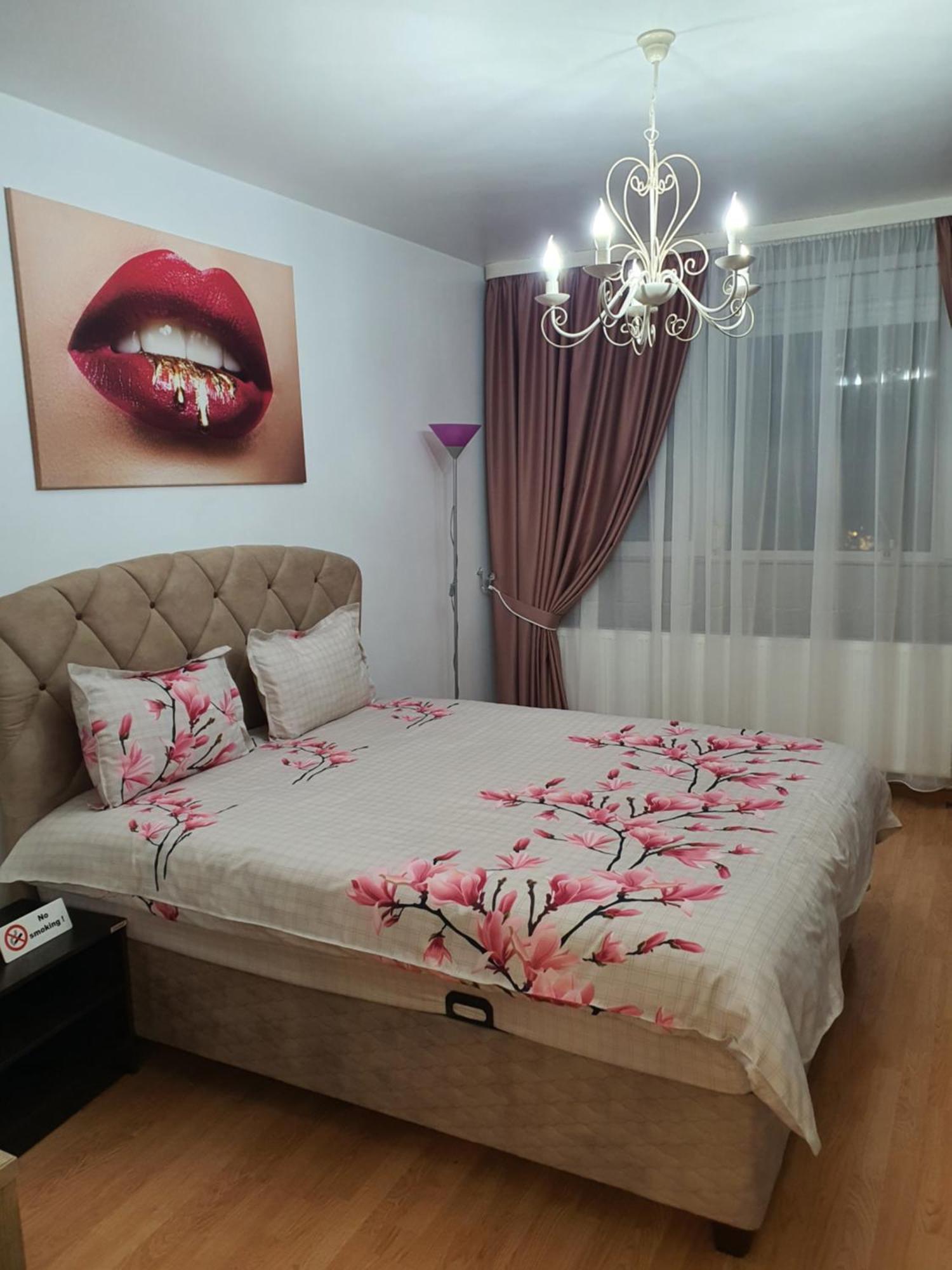 Chic Apartment- Place To Remember Galaţi Екстериор снимка