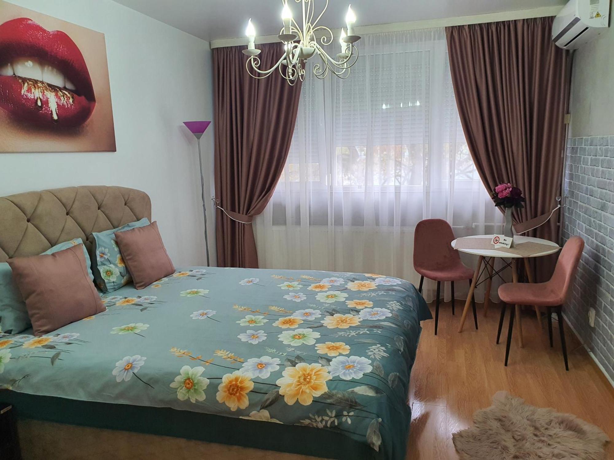 Chic Apartment- Place To Remember Galaţi Екстериор снимка
