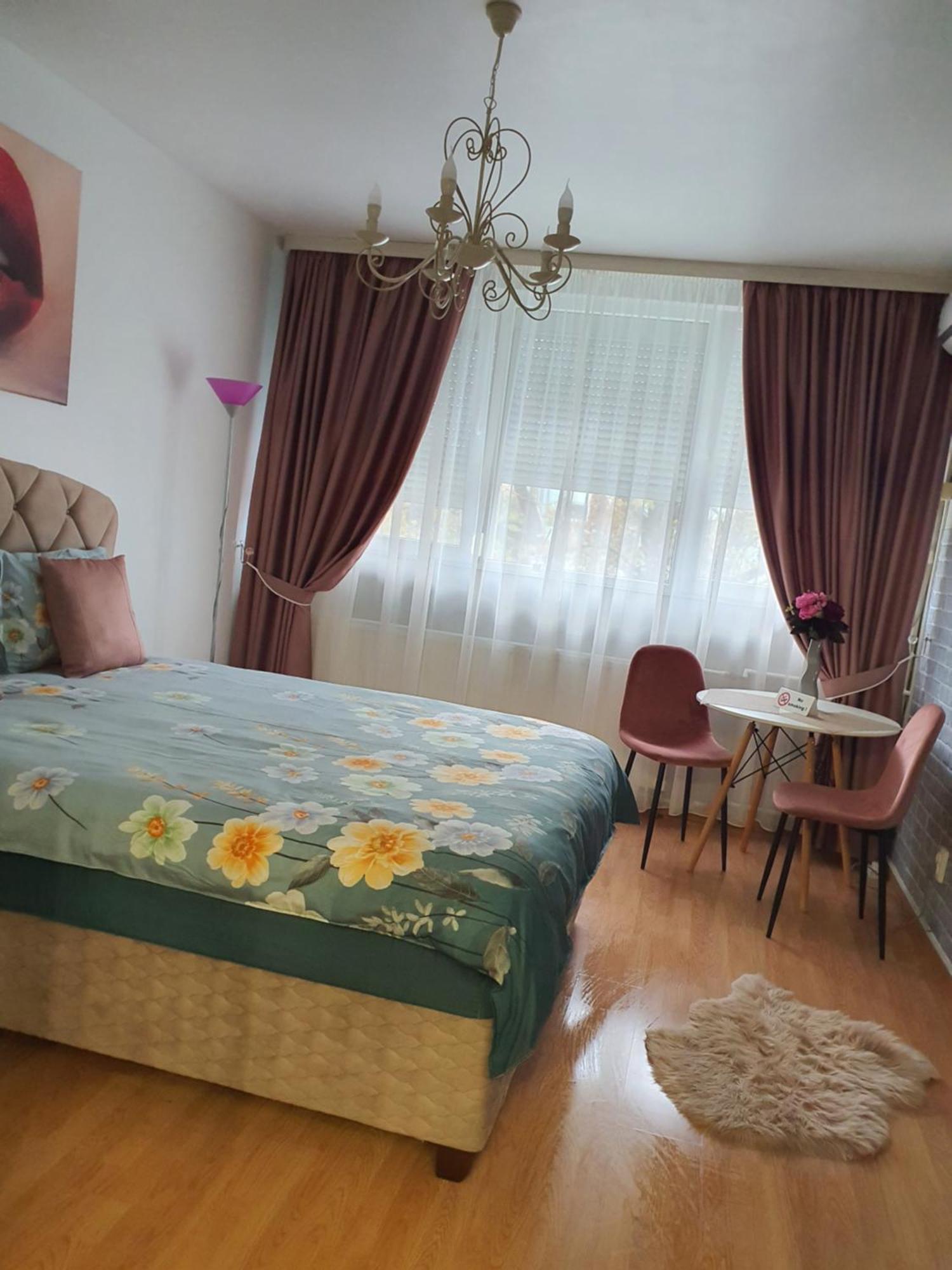 Chic Apartment- Place To Remember Galaţi Екстериор снимка