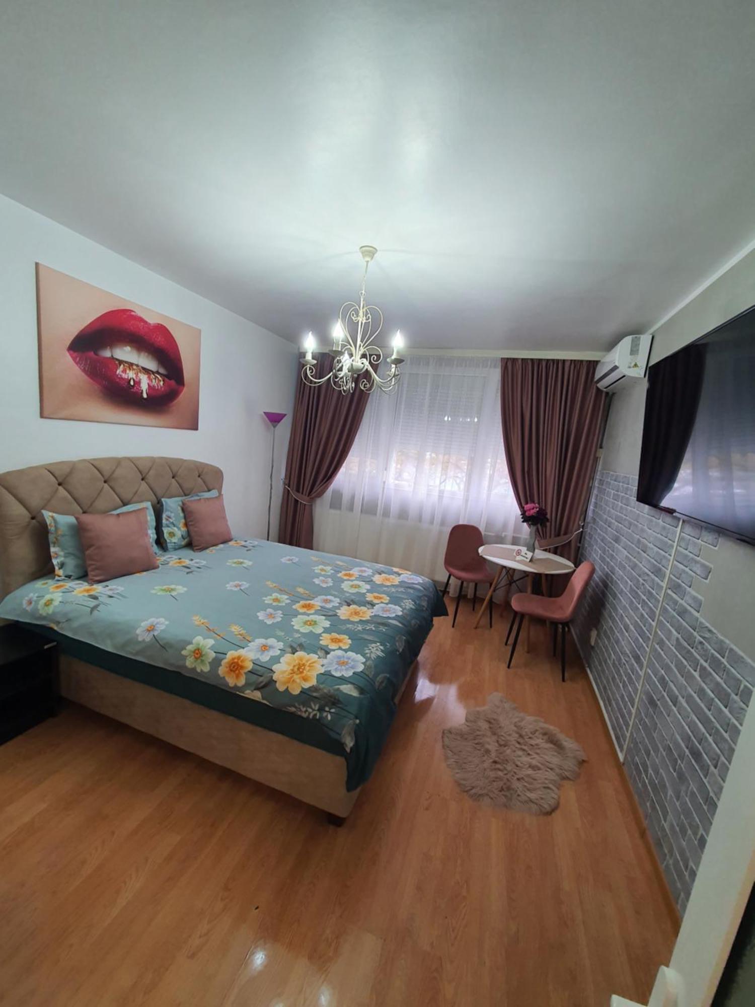 Chic Apartment- Place To Remember Galaţi Екстериор снимка