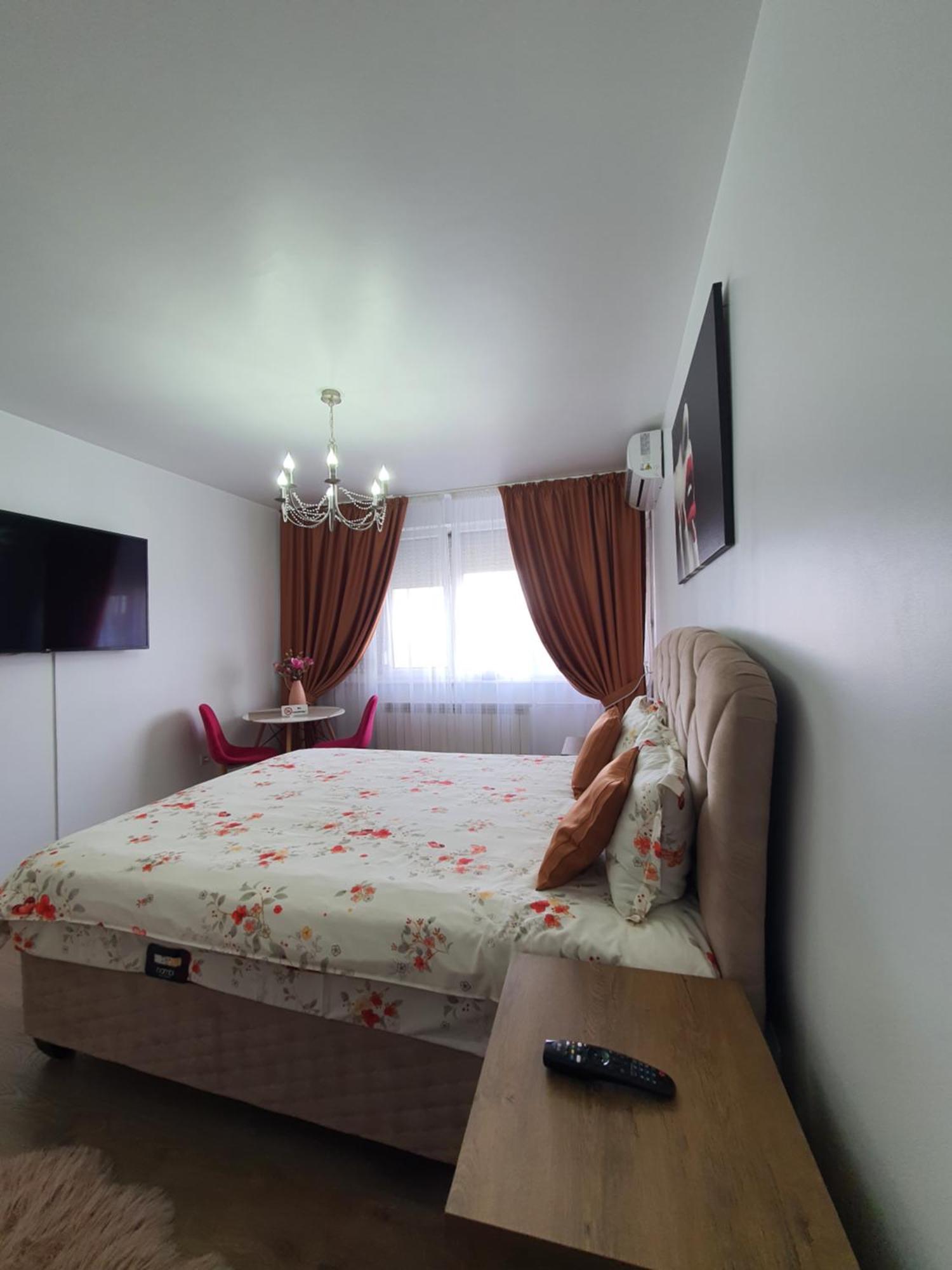 Chic Apartment- Place To Remember Galaţi Екстериор снимка