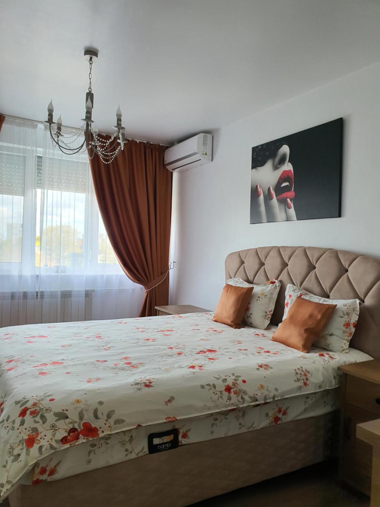 Chic Apartment- Place To Remember Galaţi Екстериор снимка