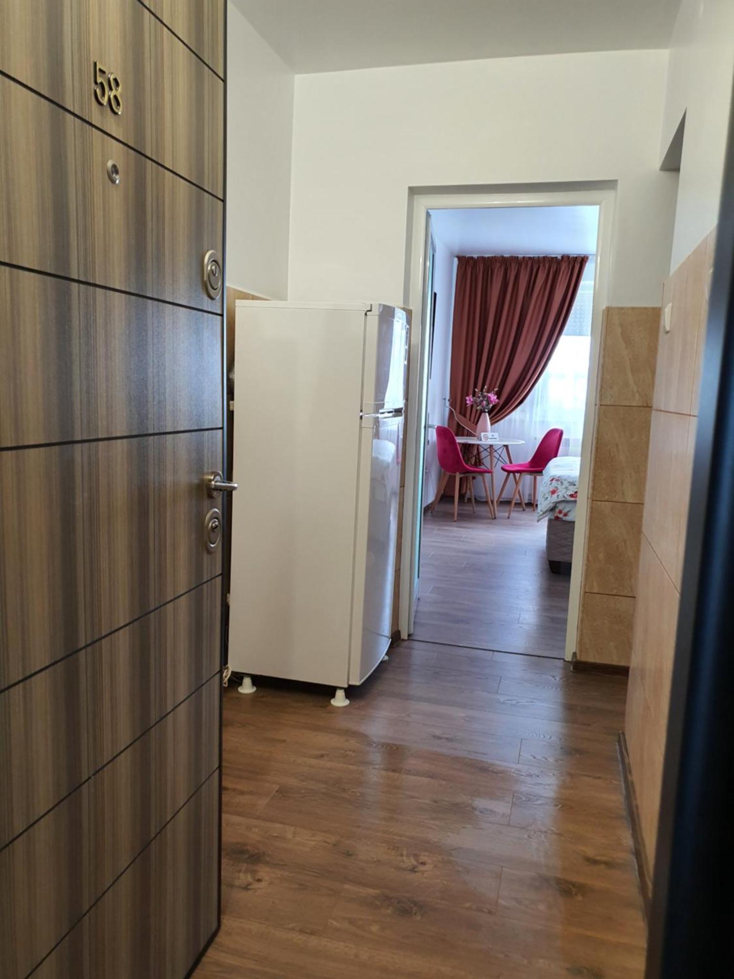 Chic Apartment- Place To Remember Galaţi Екстериор снимка