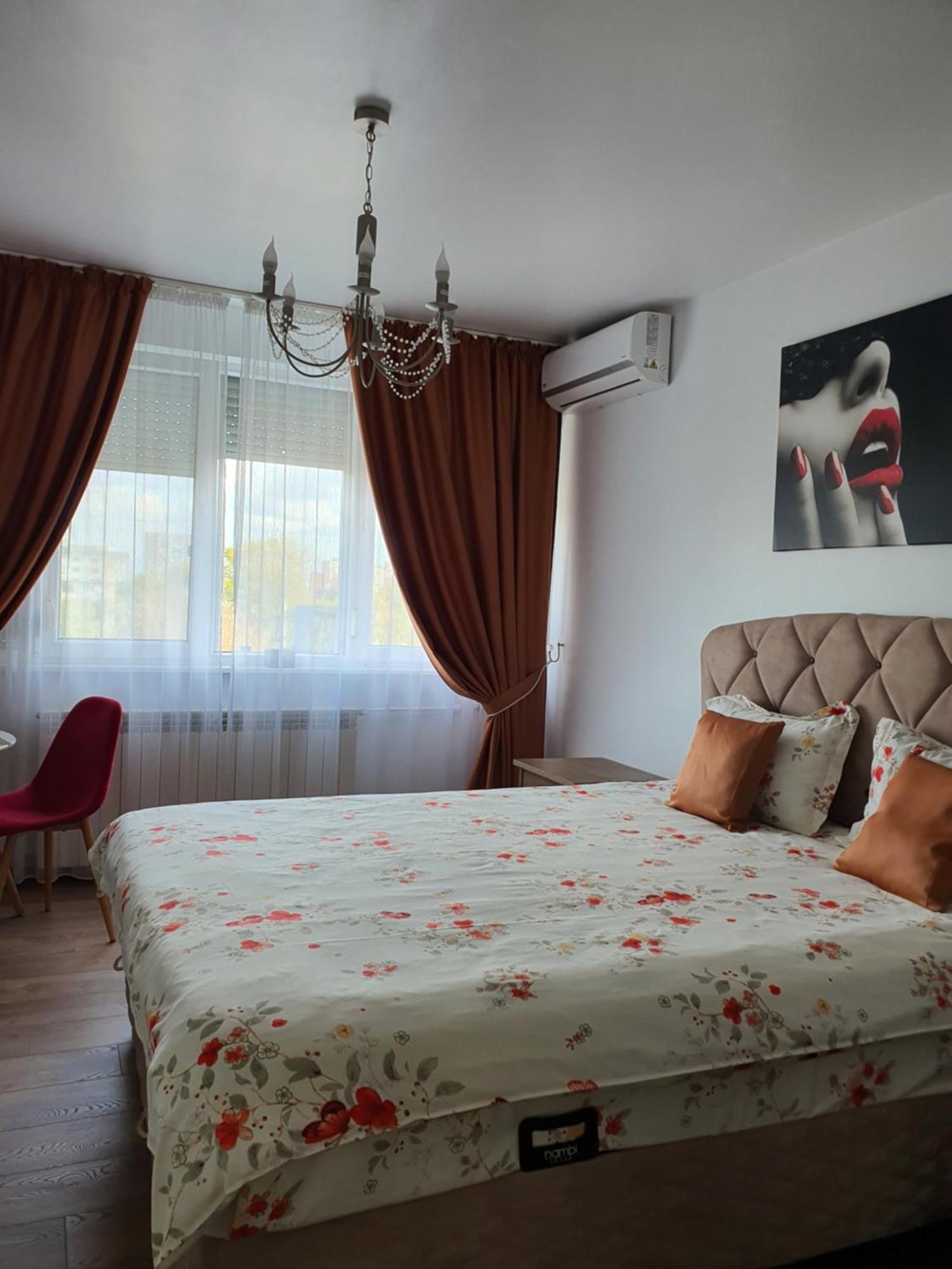 Chic Apartment- Place To Remember Galaţi Екстериор снимка