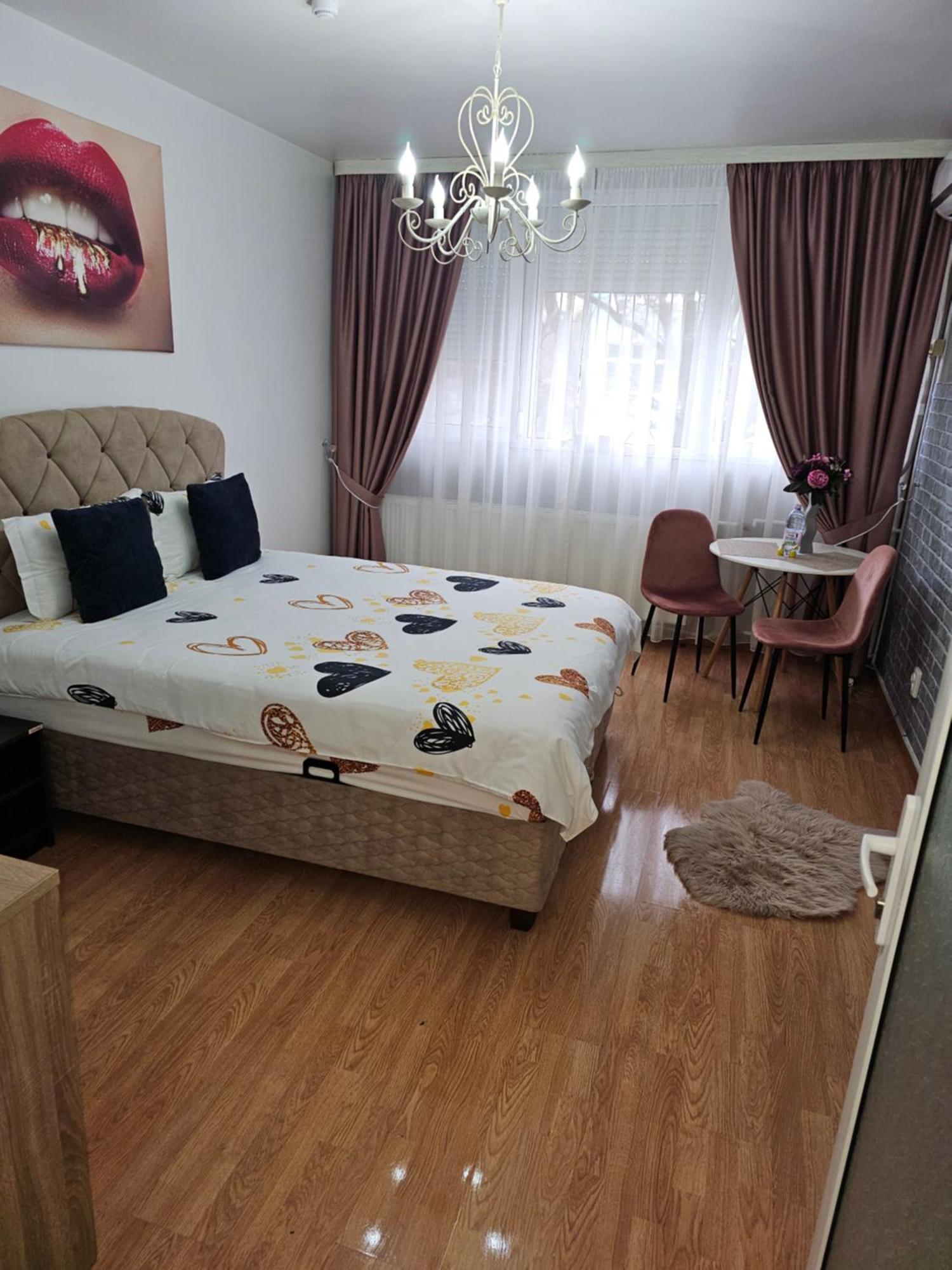 Chic Apartment- Place To Remember Galaţi Екстериор снимка
