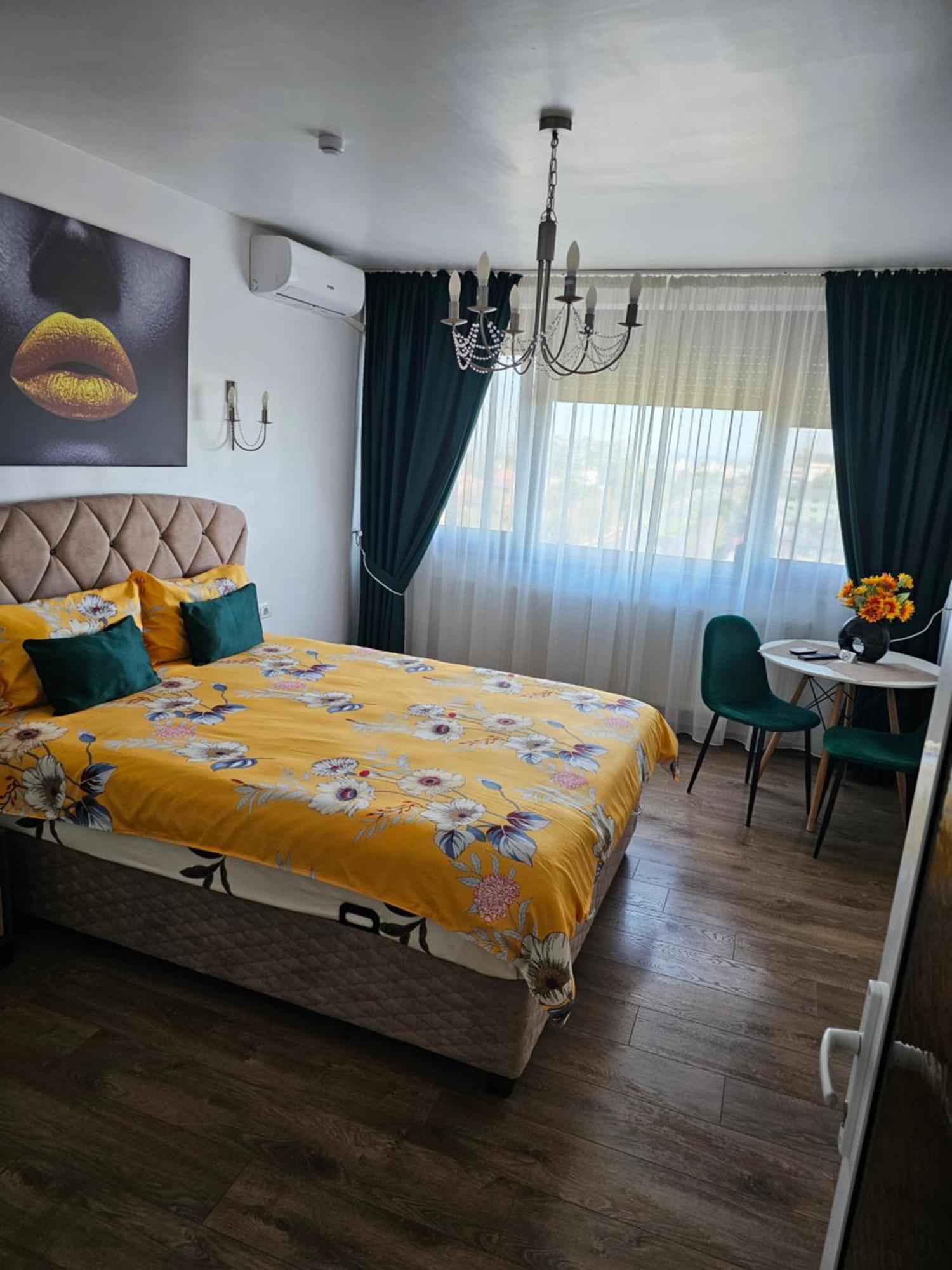 Chic Apartment- Place To Remember Galaţi Екстериор снимка