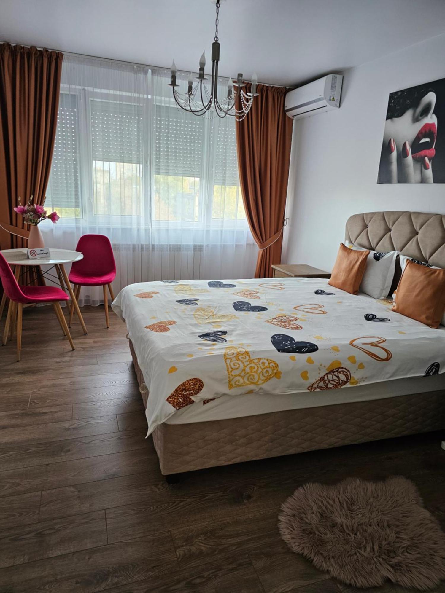 Chic Apartment- Place To Remember Galaţi Екстериор снимка