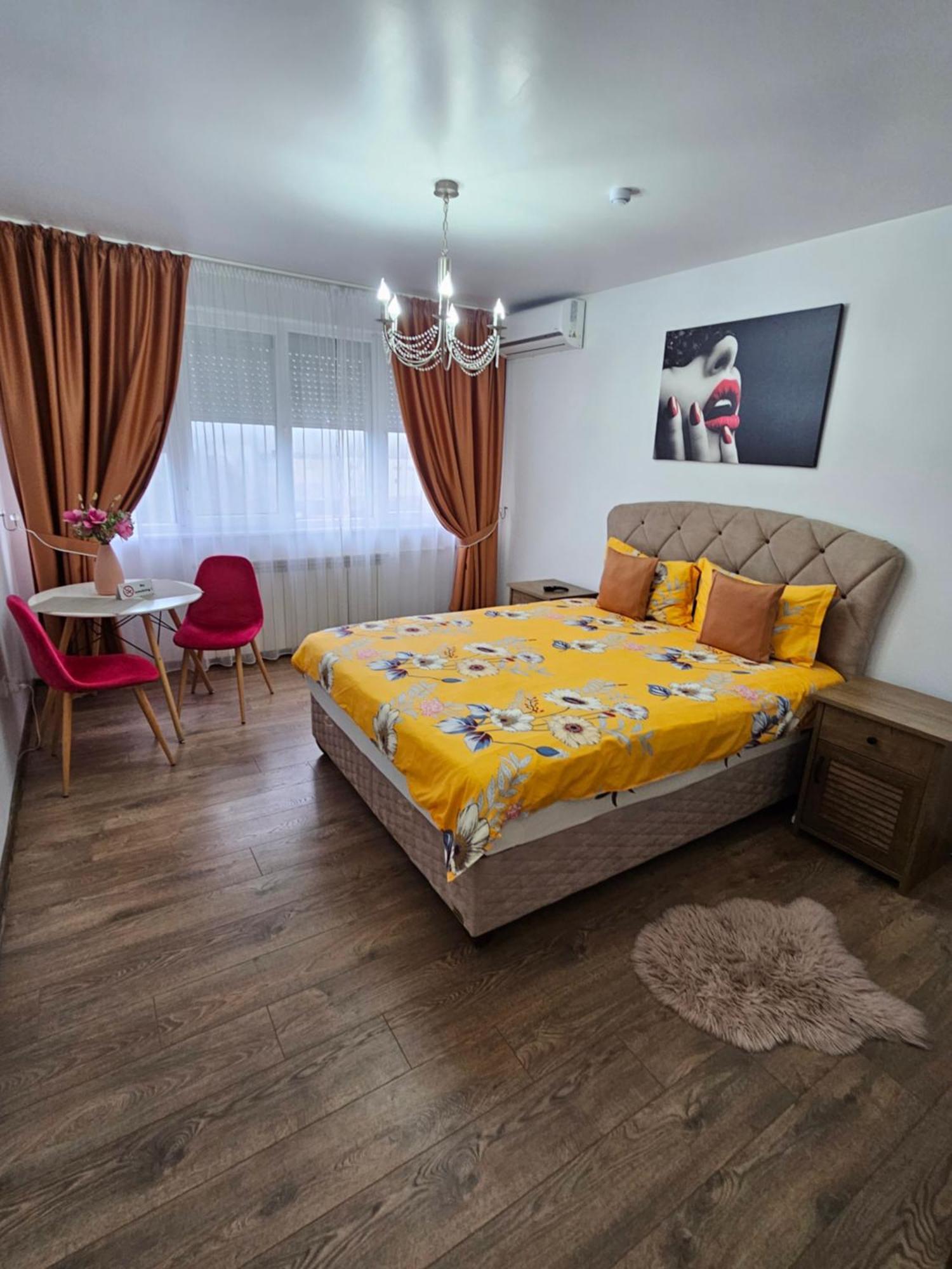 Chic Apartment- Place To Remember Galaţi Екстериор снимка